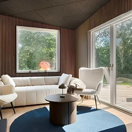 Belle Maison Avec Sauna à *